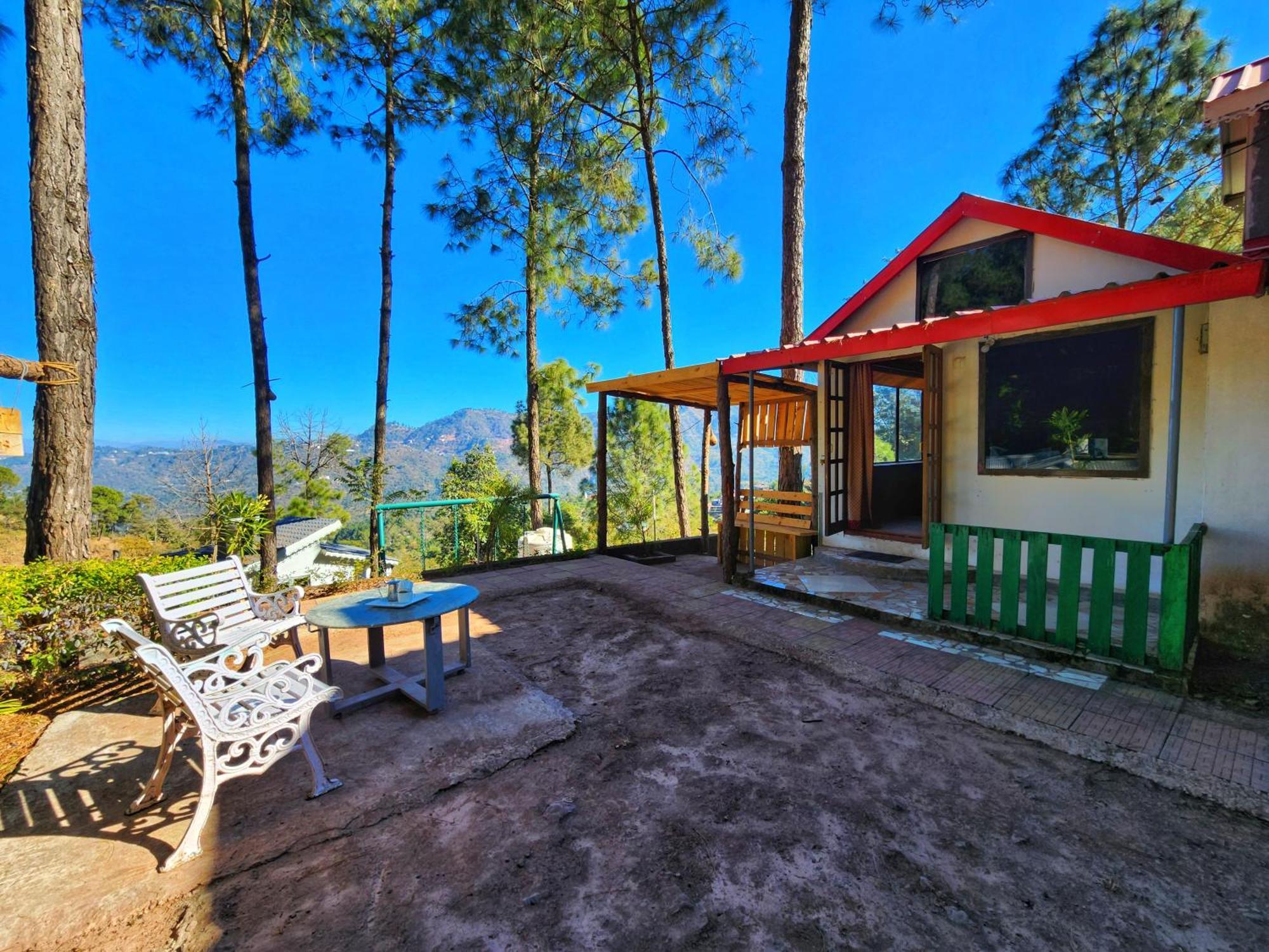 Pine Valley Resort Kasauli Extérieur photo