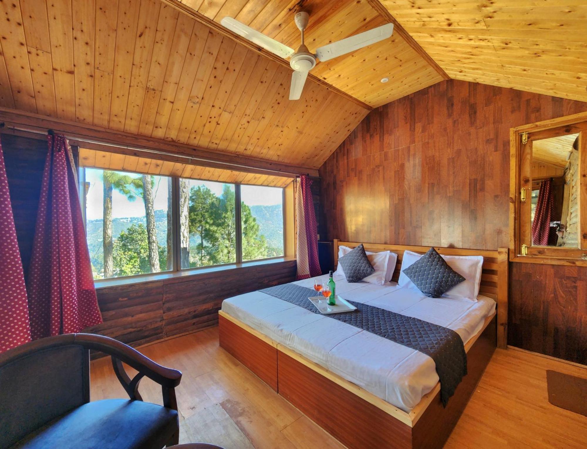Pine Valley Resort Kasauli Extérieur photo